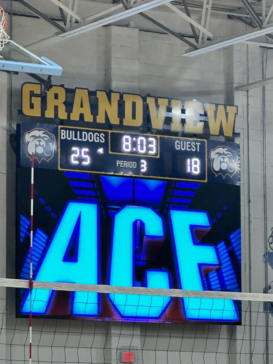 GHS_GrandviewC4's tweet photo. The Bulldogs get the win over Raytown South 3 sets to 0! #PlayForward https://t.co/kAbGlygAj5