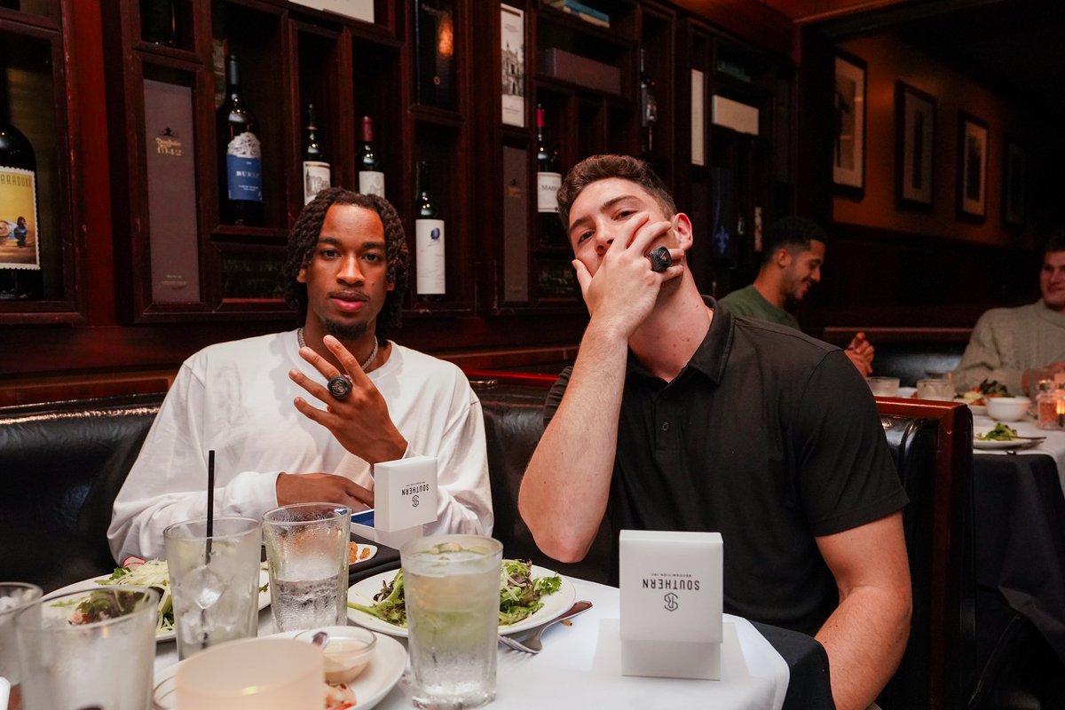 PackMensBball's tweet image. Ring season 💍