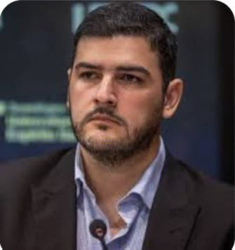 MnicaArosemena1's tweet photo. ES UN HECHO, EN LOS PRÓXIMOS DIAS, GUAYAQUIL SE QUEDA SIN ALCALDE Y ESE CARGO NO PODEMOS PERMITIR QUE CAIGA EN OTRO U OTRA CORREISTA!! https://t.co/kpN9NiwEq2