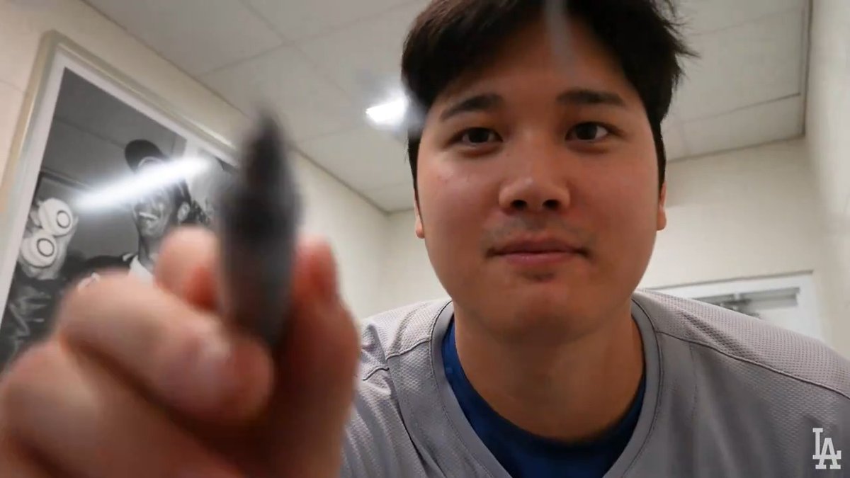 大谷翔平、カメラにサイン＆サムズアップ👍 #大谷翔平 #ドジャース