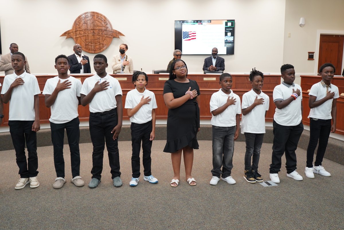 LancasterISD's tweet photo. During tonight’s board meeting, students from @GWCLISD led the Pledge of Allegiance and the Texas Pledge. 🇺🇲

✨We would like to thank @atmosenergy for their generous $5,000 donation to our district. Thank you for your continued support of the students of Lancaster ISD 💵 https://t.co/24V6RJ2Ynp