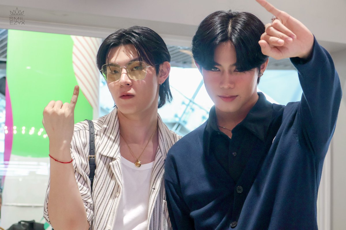 _smilezyx's tweet image. Till We Meet Again, At The Midnight Sunrise 🌌🌄

240915 | #PRIMETIME_TimeToLove_Fansign
#ShulunPrimeTime #OhmPrimeTime #PRIMETIMEth