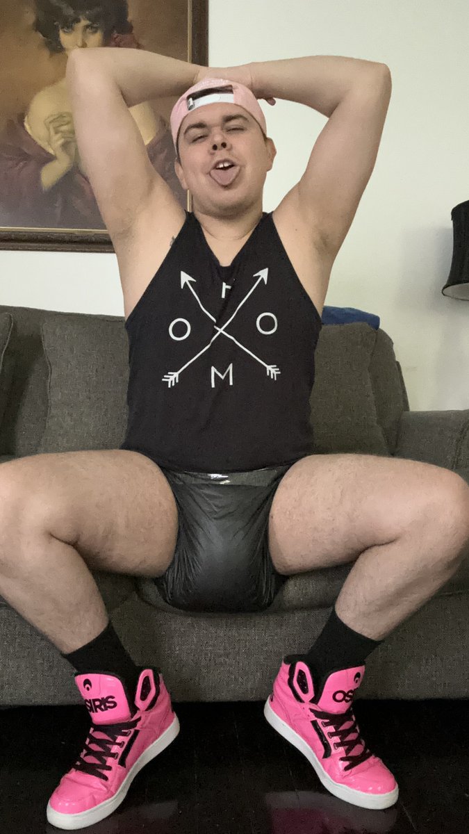 Babies can get really sweaty 😝 which would you rather huff: my pits, or my diaper? 😈😏