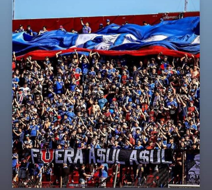 zapata_renato's tweet photo. VOLVEMOS A SER CLUB ...
A$UL A$UL NO ES LA @udechile
NO + S.A.
A$UL A$UL PASIÓN POR EL DINERO
FUERA A$UL A$UL !!!
FUERA CRU$ARTOR !!!
#FueraAzulAzul #AzulAzulNoEsLaU #FueraSA #VolveremosASerClub #VamosLaU #FueraCrusartor
#FueraSartor #NoMasSA https://t.co/A7m1Wmo4gH