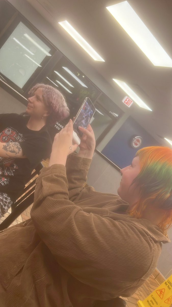 With my friends!!! <a href="/DomGoldOfficial/">Dom Gold</a> <a href="/jab50yen/">Jab 🍉🇲🇽</a> <a href="/EmGhouls/">✦⊹ ࣪ 𝐄𝐦 ⊹ ࣪✦</a> <a href="/lovelyyuniverse/">Rene @ Bluesky</a>