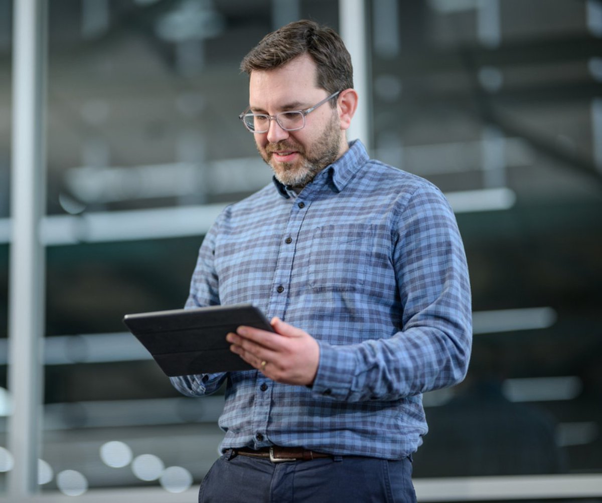 RoushOfficial's tweet photo. We are in the business of enabling.

Our capabilities are tailored for any customer to unleash a tangible impact in their industry.

Learn more: https://t.co/sODxvyOcJN

#teamroush #engineer #engineering #advancedengineering #powertrainengineering https://t.co/9jXbVNR3Nb