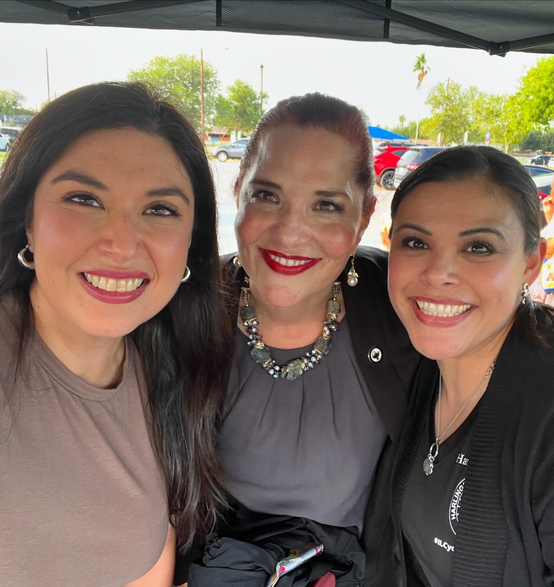 HCISD Library Services - Secondary Schools tweet media