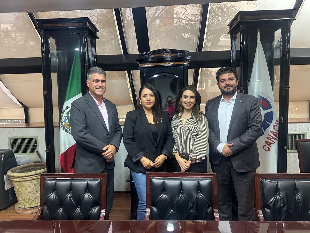 Jorge Daniel Taillant (@jdtaillant) on Twitter photo Excelente reunión con Marcela González, Lourdes de Cosío y Carlos Villanueva del <a href="/CANACINTRAMex/">CANACINTRA México</a> para explorar colaboración con la <a href="/CCA_Espanol/">Comisión para la Cooperación Ambiental</a>! Excelente reunión con Marcela González, Lourdes de Cosío y Carlos Villanueva del <a href="/CANACINTRAMex/">CANACINTRA México</a> para explorar colaboración con la <a href="/CCA_Espanol/">Comisión para la Cooperación Ambiental</a>!