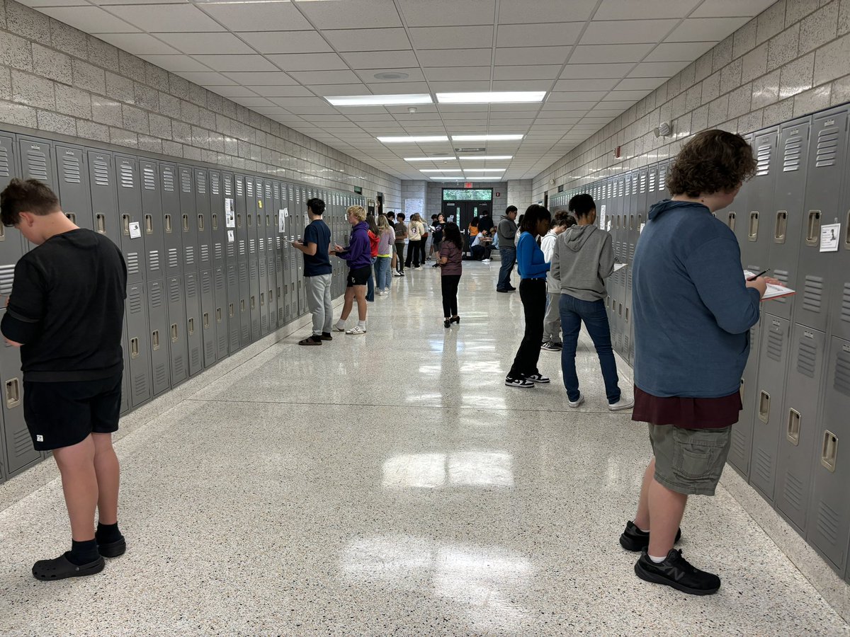 Great week at LHS. Students are taking advantage of so many opportunities, yearbook staff rocked picture day and we had a great time cheering on our Fair Queen. Great job Panthers!!
<a href="/LPAA_Pride/">Ledford Panthers Athletics Association</a> <a href="/Lead_with_Z/">Zsaquia Green</a> <a href="/dcsnc/">@DCSNC</a> <a href="/Slate_Ed/">Dr. Gregg Slate</a> <a href="/LedfordProud/">Ledford Proud</a> <a href="/ledford_ffa/">Ledford FFA / Ag Ed / C. Berrier</a>