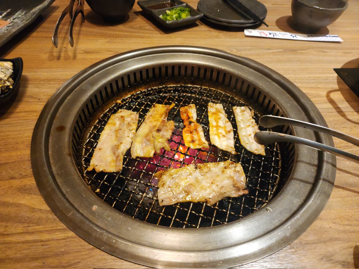 sam916097997's tweet photo. 中秋節事後補烤～事後犒賞自己一點～ https://t.co/WNqypOfjRU