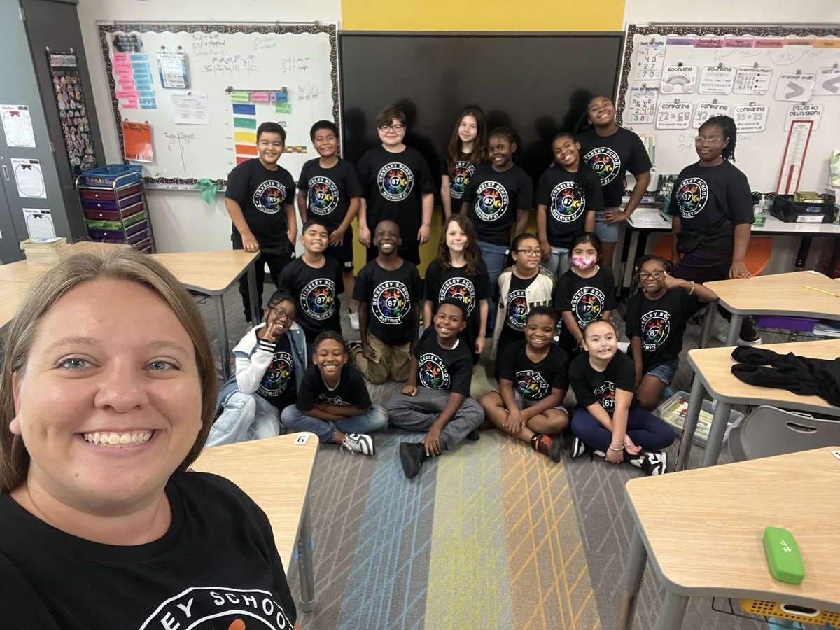 We love a good matching moment with the whole class!