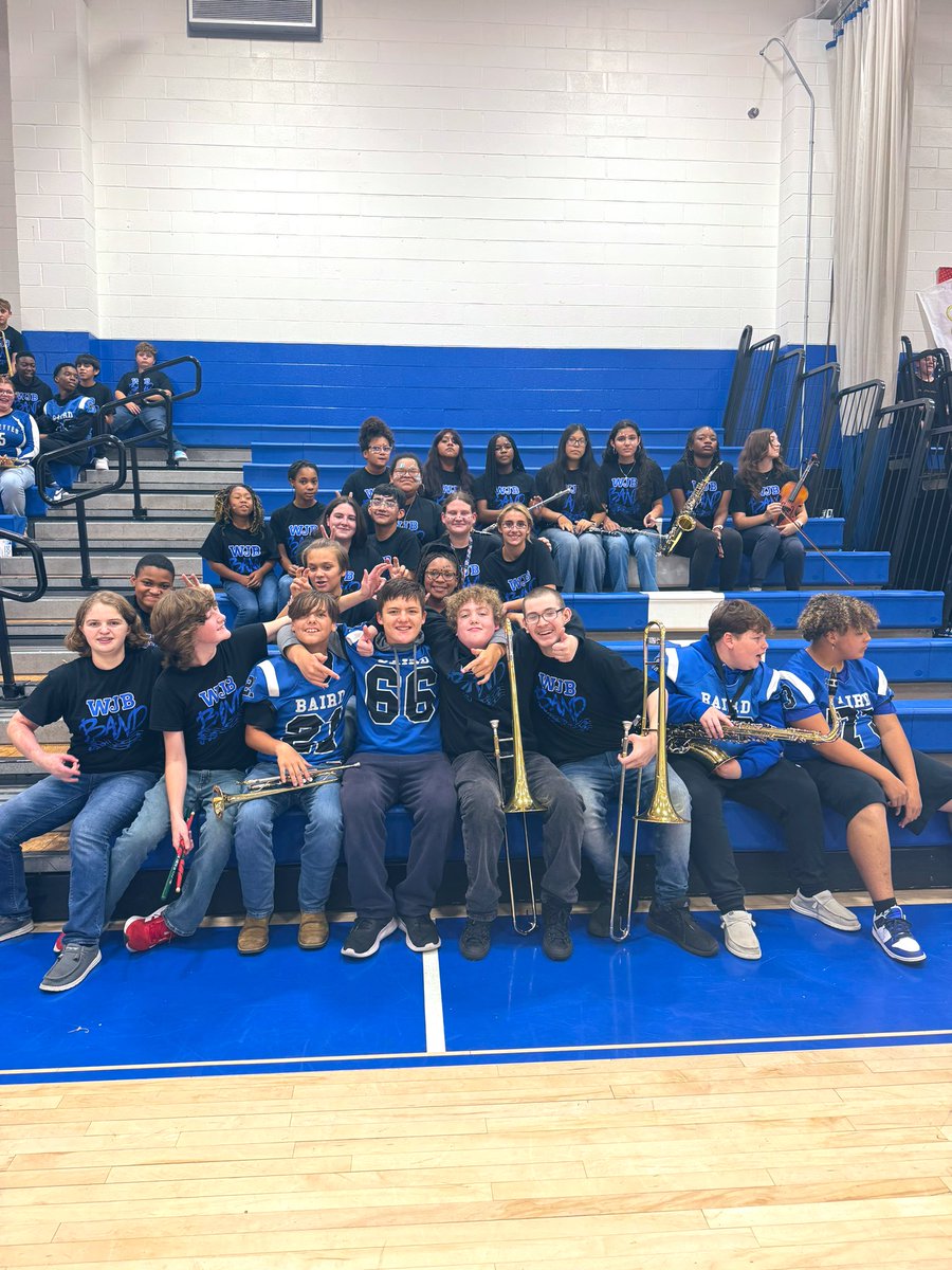 WJBRelatedArts's tweet photo. WJB Band students at the superhero themed pep rally today! I love when students are involved in different types of organizations. My 8th graders who are football players do very well! Awesome job!!!!!!! https://t.co/O8sffKhI1R