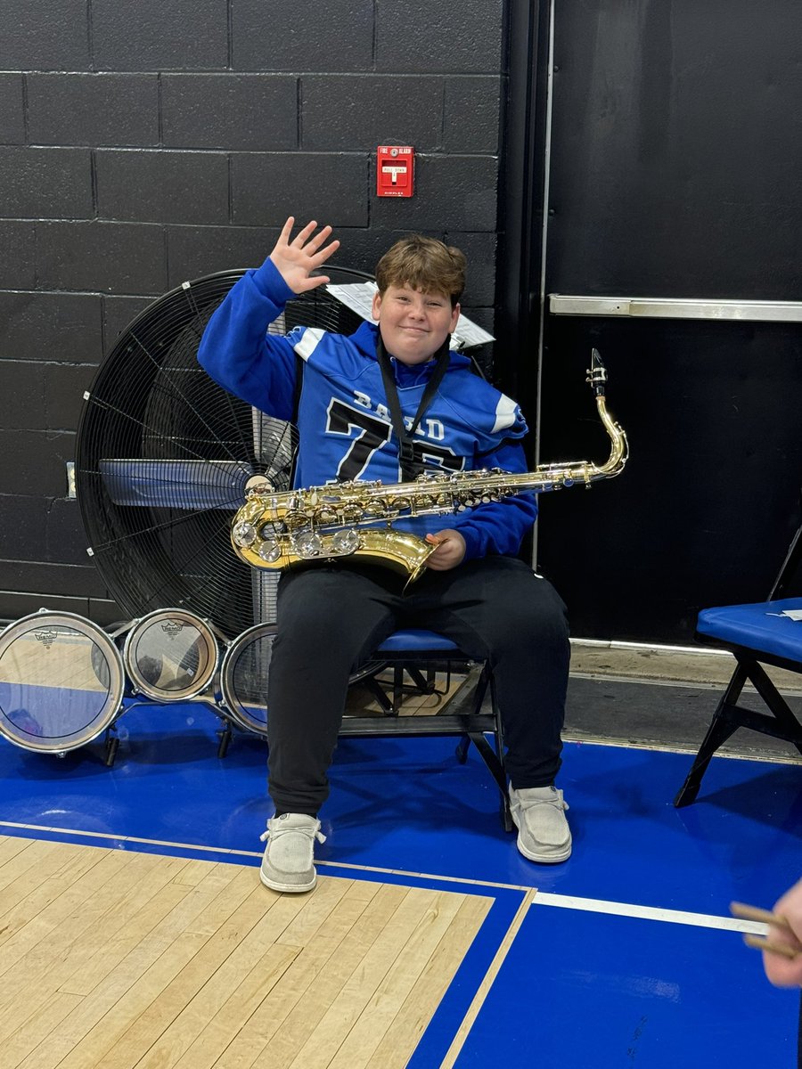 WJBRelatedArts's tweet photo. WJB Band students at the superhero themed pep rally today! I love when students are involved in different types of organizations. My 8th graders who are football players do very well! Awesome job!!!!!!! https://t.co/O8sffKhI1R
