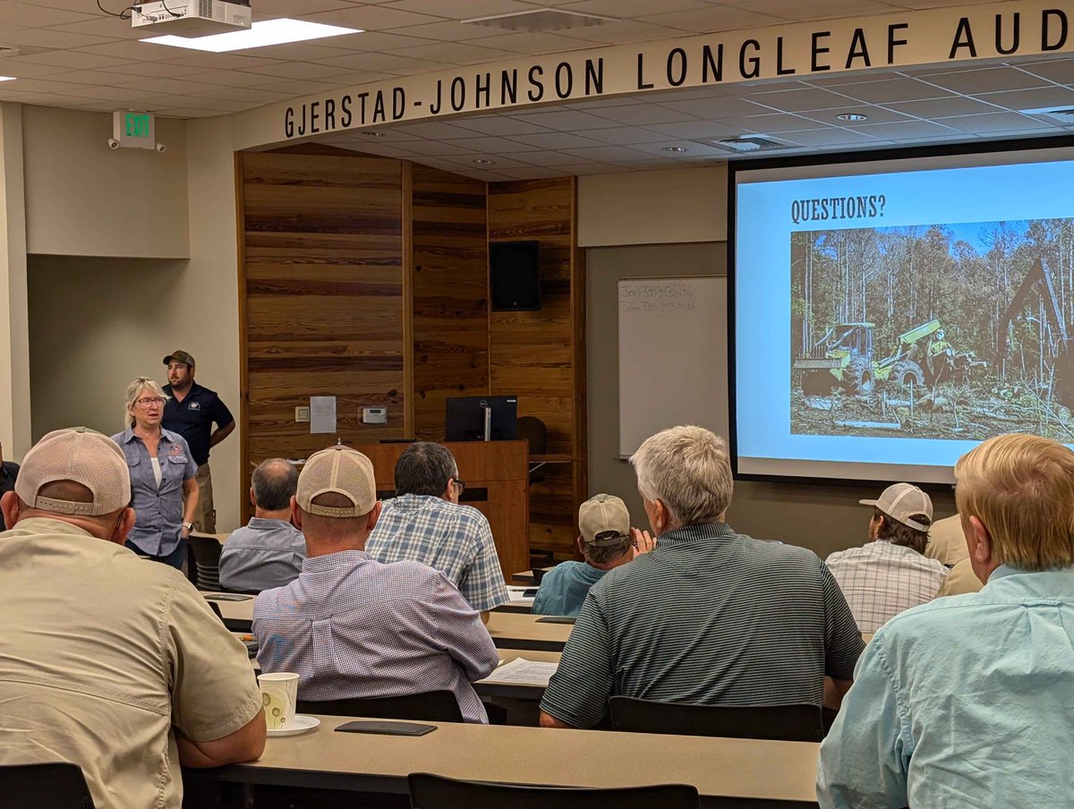 Dr. Eckhardt gave a talk at the Forest Management Meeting at the Solon Dixon Center. Her talk was on Forest Health in the Southeast.