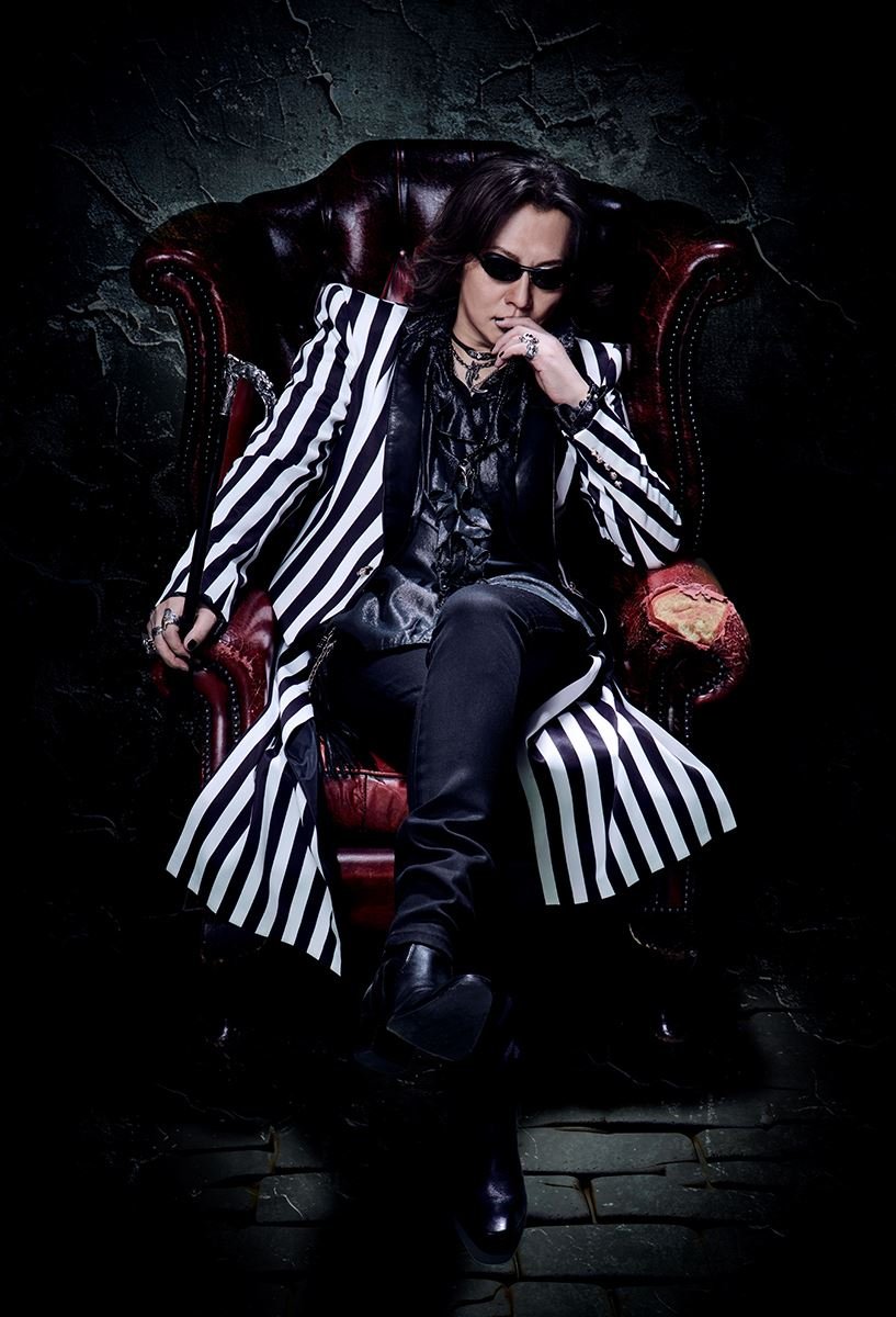 石井竜也、アクスタほか特典付きロック・アルバム『STONE ROCK'S』完全