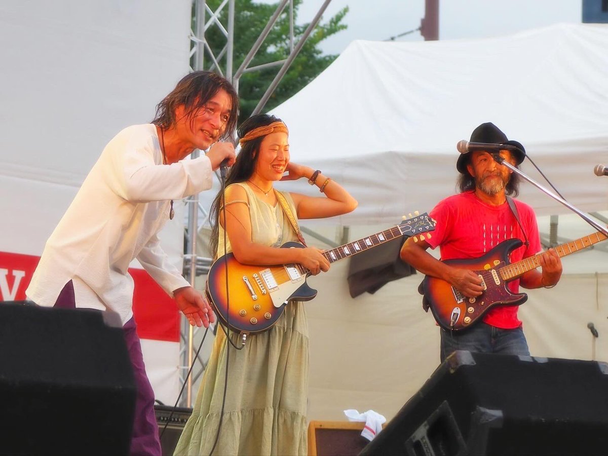 ラララ音楽祭、観に来てくださった皆様、スタッフの皆様、共演者の皆様、ありがとうございました！
今年も賑やかな高知街を感じられて、素晴らしい１日となりました🌇

#ラララ音楽祭
#中央公園