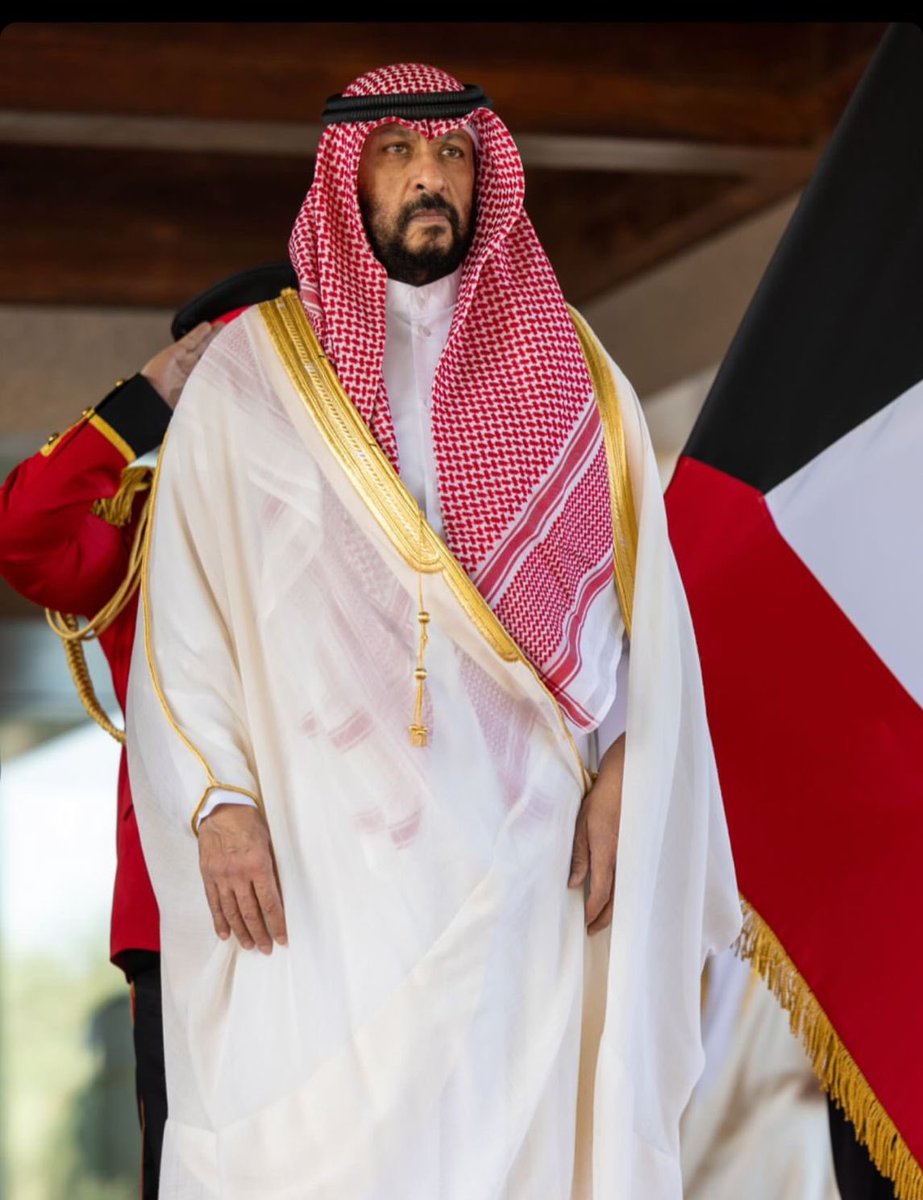 اللهم احفظ الشيخ طلال الخالد بحفظك التام واحرسه بعينك التي لاتنام