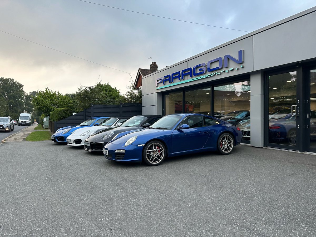 ParagonPorsche's tweet photo. Paragon Today! #friday  🔵

Date: Friday 20th September 2024
Weather: Overcast
Temp: 22°C

#Paragon #Porsche #showroom #service #workshop https://t.co/MSm0mgj6E9