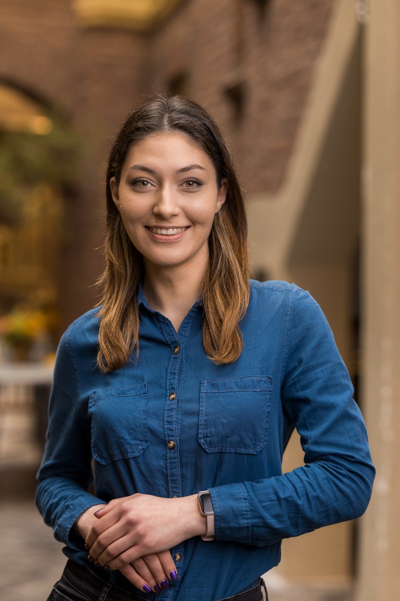 jadatascience's tweet photo. “De gecombineerde kennis van @TUeindhoven &amp; @TilburgU is wat de master van JADS echt uniek maakt.” Maak kennis met masterstudent Livia en ontdek waarom zij voor deze #master in #Denbosch heeft gekozen!

https://t.co/ZpdtwuVjKp

#datascience #studentinterview https://t.co/5CmvQdmUsz