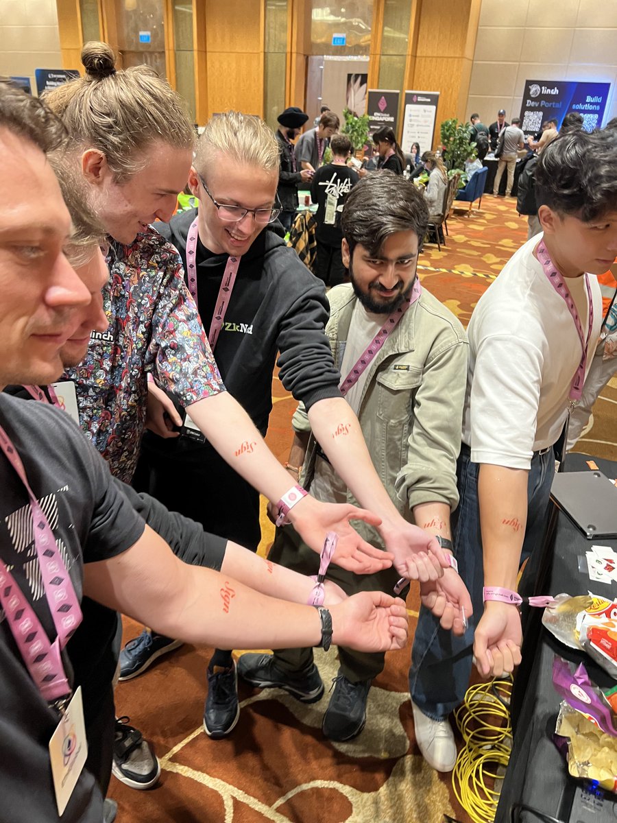 Orange Dynasty tweet media