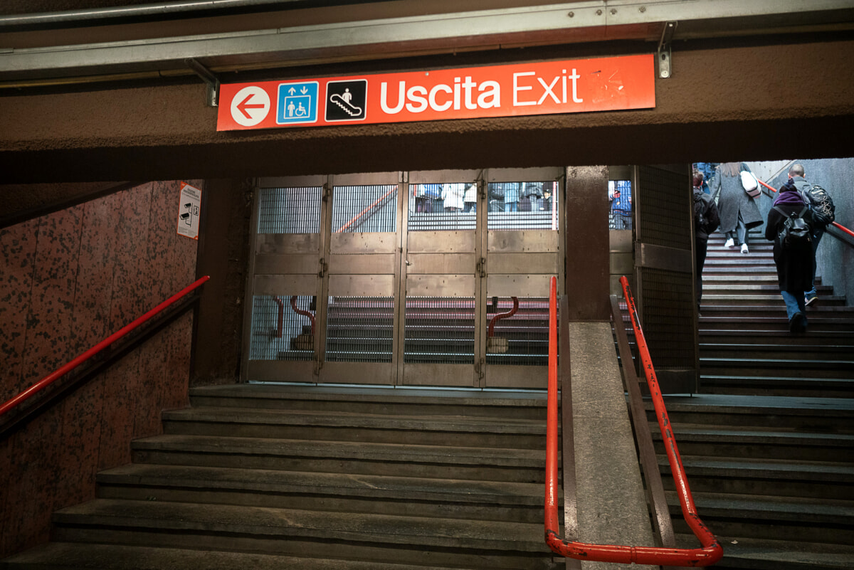 Confermato per oggi lo sciopero dei mezzi Atm: orari metro e bus. Diretta dlvr.it/TDSNcH