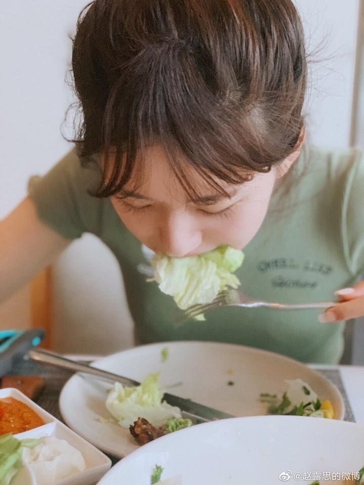 หมายถึงใช้เธอไปซื้อหนมน่ะ