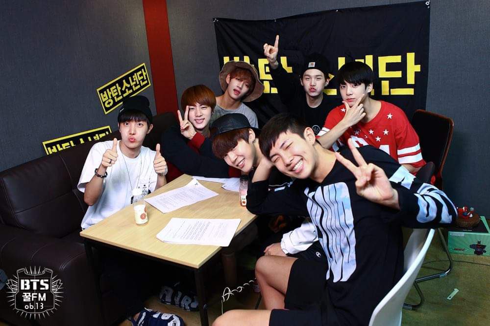 Hope_shine218's tweet photo. 11 years ago today 
[130920 BTS official twitter]

BTS celebrating their 100 days of debut @ 꿀 FM 06.13
#BTS100Days #생방송은아니에요 https://t.co/8IQQiZKQMR