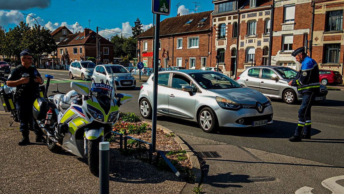 Police nationale 80 tweet media