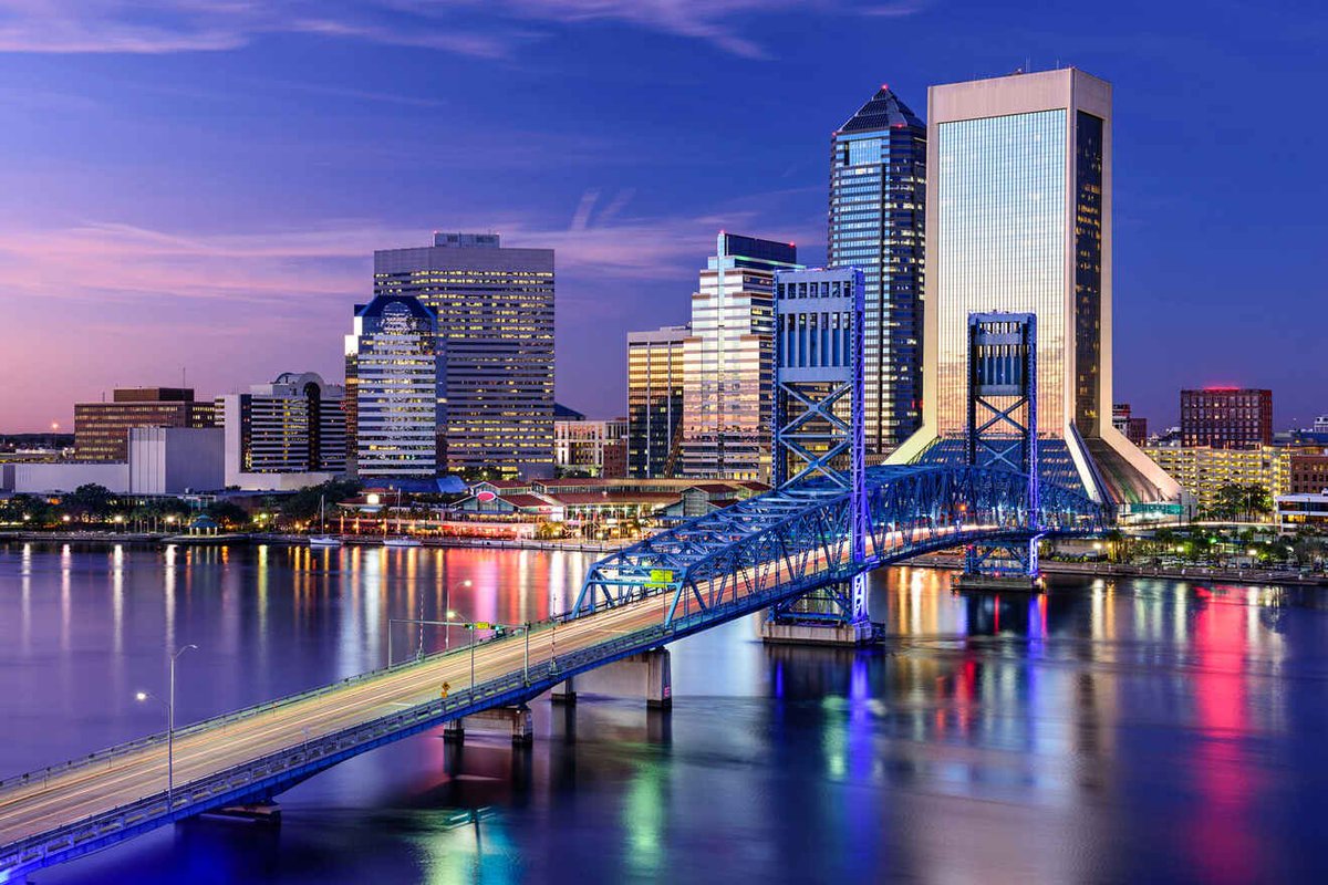 The best times to visit Jacksonville are from March to May and September to November

You can now book your homestays with airhomestays.com 

#homestays #airhomestays #jacksonville #besttimetovisit