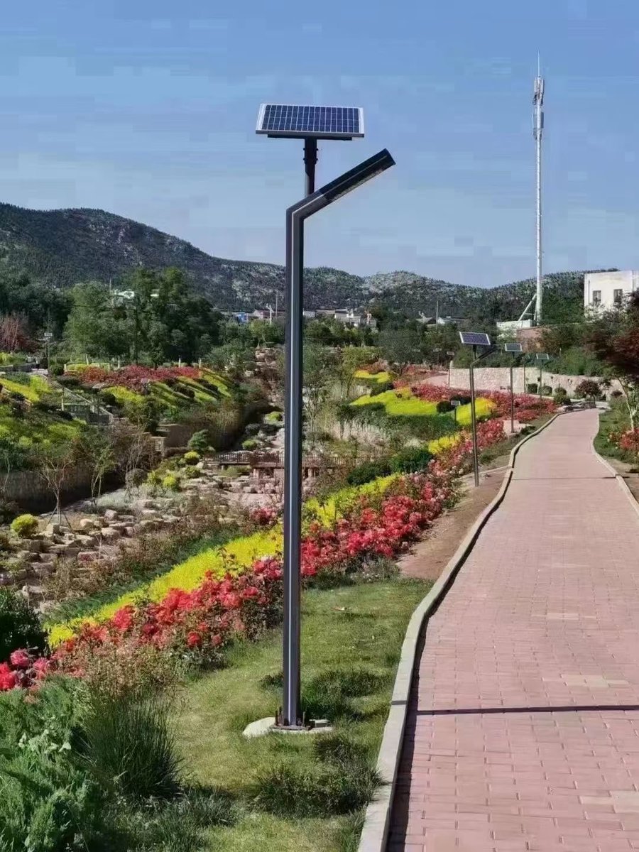 في يوم الجمعة،لا تنسوا الإكثار من الاستغفار والدعاء والصلاة والسلام على نبينا وحبيبنا محمد صلى الله عليه وسلم وقراءة سورة الكهف.
#صباح_المغفرة
#صباح_الخير 
#يوم_Iلجمعه