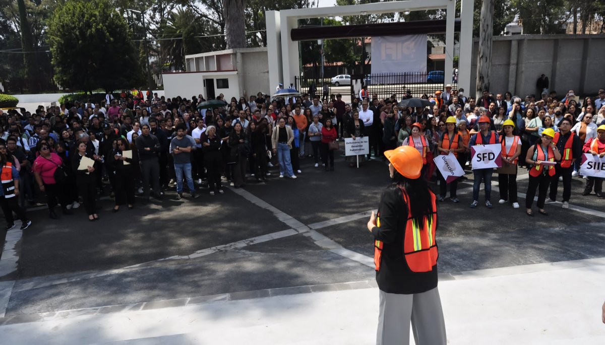 IPN_DFIE's tweet photo. La #DFIE se suma al simulacro nacional con el compromiso de asegurar el bienestar de la comunidad politécnica
#SimulacroNacional2024 https://t.co/2uxGB1yefk