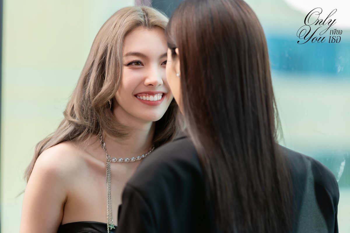 LingOrmCH3's tweet photo. ระดับสายตาที่ทำเอาใจสั่น 💓

Official Pilot #OnlyYouTheSeries #เพียงเธอ
3Plus : https://t.co/XMAjoDP8Qm
YT Ch3 : https://t.co/EmyJQYZW6T

🌙 @ormmormm

#ออมกรณ์นภัส #ormkornnaphat
#หลิงออม #LingOrm https://t.co/LiiurGqPBg