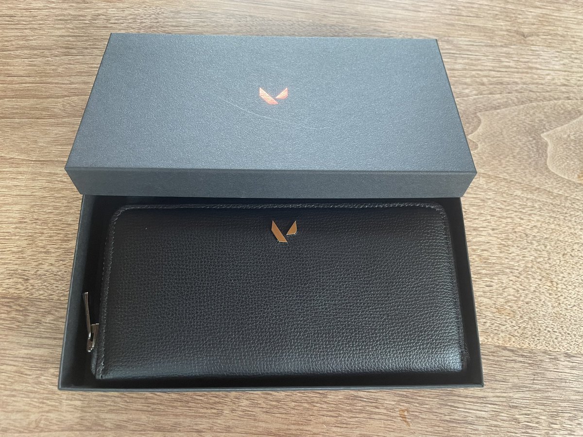 Valorantレザーウォレット貰いました ありがとうございます