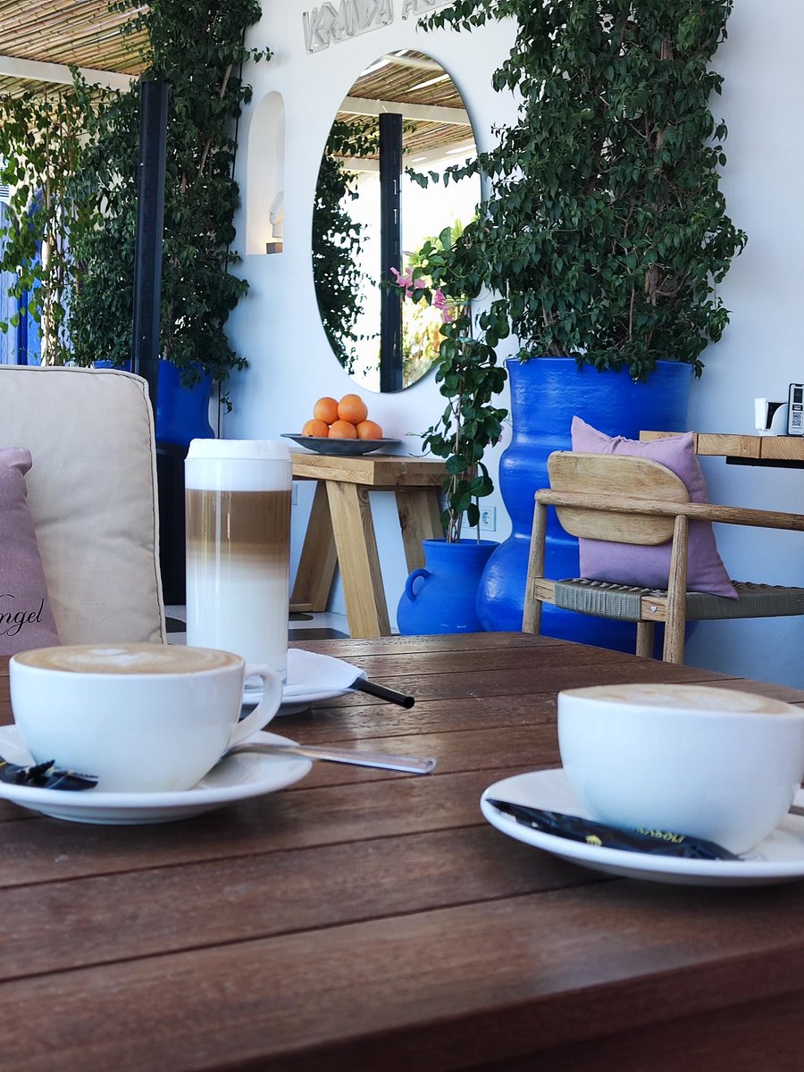 Good Friday morning 🌅
Breakfasts with the talented girls <a href="/CreateEllen/">Ellen_Create</a> and <a href="/oceanoart_nft/">oceanoart</a>
Very motivating
Every time I come back from a meeting full of energy and ideas🥰
