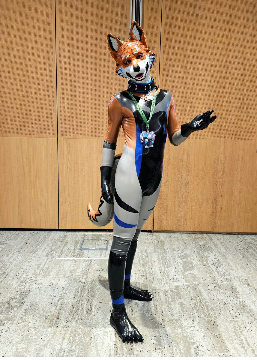 ShinyTekkie on Bluesky (@shinytekkie) on Twitter photo Hey 👋
Nice to meet you here at the eurofurence rubberfurs panel✨
📸 by <a href="/Hashu_at/">Hashu</a>
Hood: <a href="/SnapJawForge/">SNAP JAW</a> , Suit: <a href="/KinkProjects/">Kink Projects</a> , Pawsies: <a href="/SquirkWerks/">SquirkWerks LLC</a> Hey 👋
Nice to meet you here at the eurofurence rubberfurs panel✨
📸 by <a href="/Hashu_at/">Hashu</a>
Hood: <a href="/SnapJawForge/">SNAP JAW</a> , Suit: <a href="/KinkProjects/">Kink Projects</a> , Pawsies: <a href="/SquirkWerks/">SquirkWerks LLC</a>