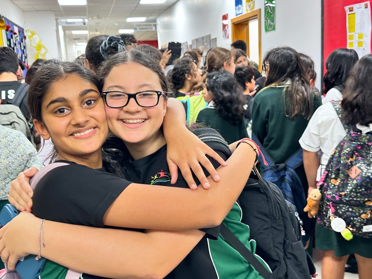 Deira Int. School tweet media