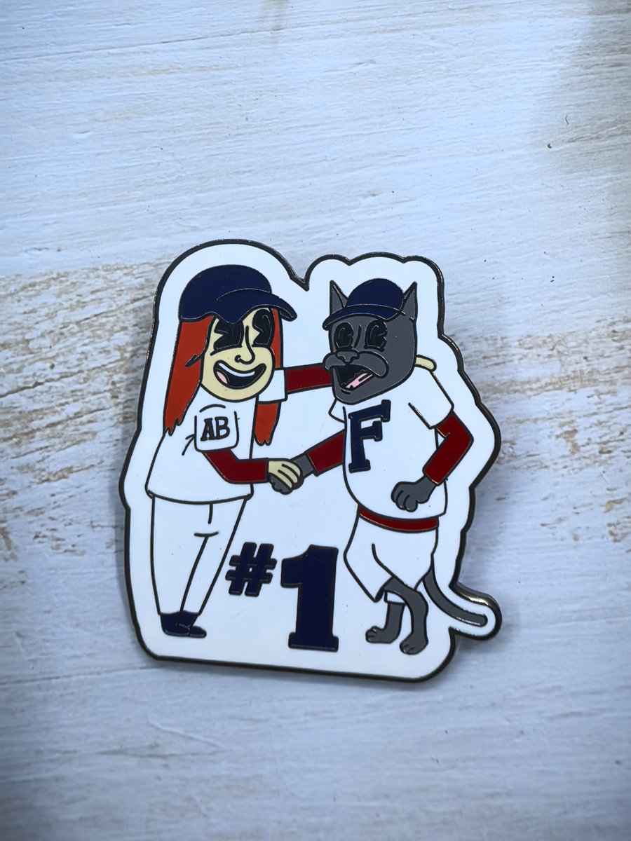 ChrisLoren8612's tweet image. Glad to share this interesting baseball man and baseball dog enamel pin, manufactured by buysupermerch.

#buysupermerch #baseball #baseballpin #hardenamel #pins #enamelpins #pincollector #pinshop #pinforsale