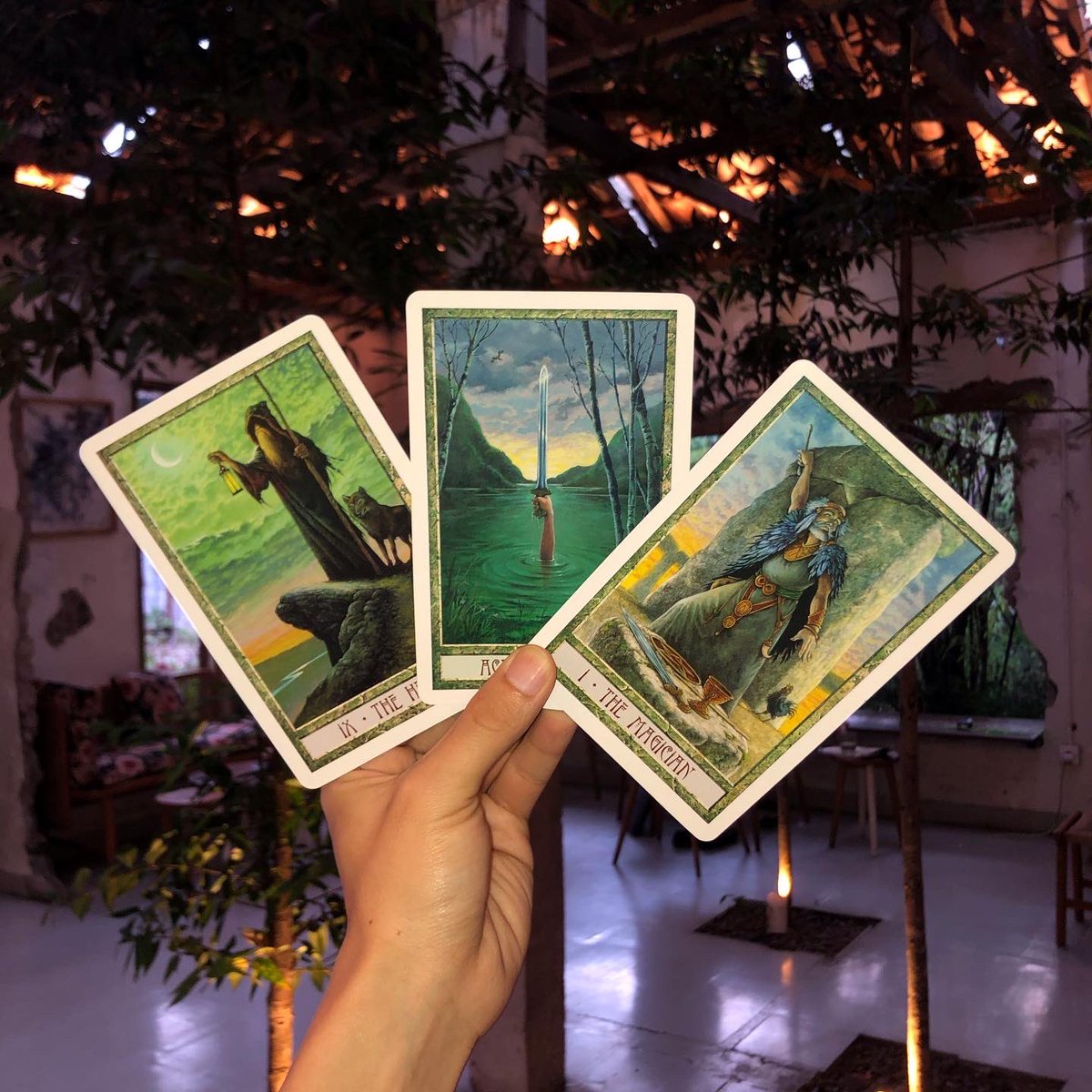 Filo_Sebastian's tweet photo. Jadwal Tarot Reading
22 September | Bandung
6   Oktober      | Jakarta

Untuk info lebih lanjut atau rsv, DM ke Instagram @filosofitarot https://t.co/tZJm2TCX2U