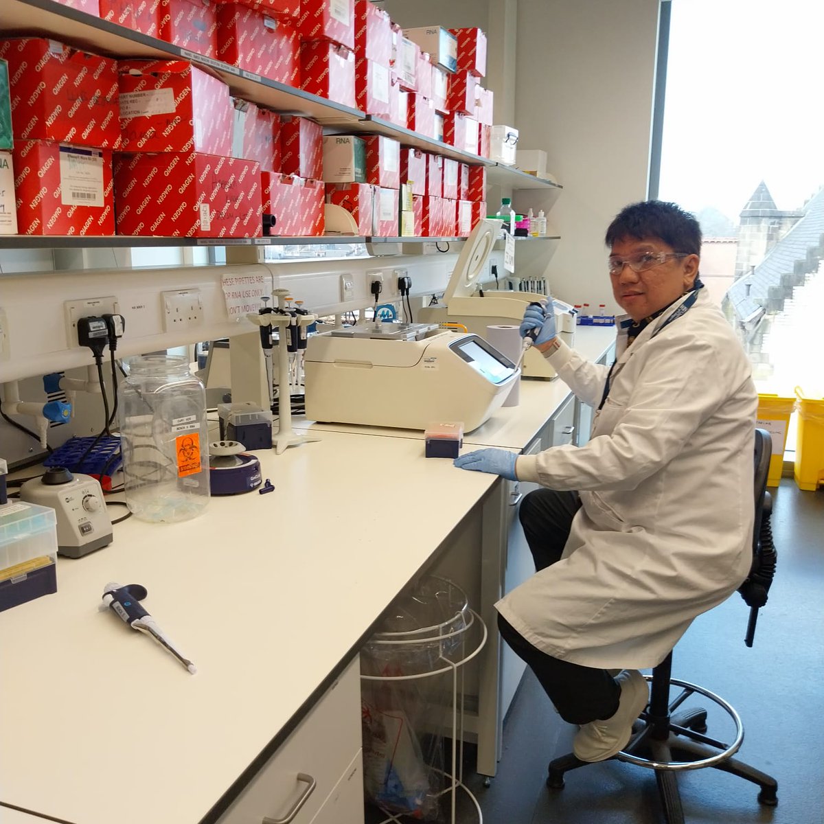 BioTUNE (@bio_tune) on Twitter photo Dr. Ivan Arie Wahyudi (<a href="/UGMYogyakarta/">UGM</a>, Indonesia) has joined Dr. <a href="/DalbyMatthew/">Matt Dalby</a> at <a href="/theglasgowcemi/">Centre for the Cellular Microenvironment</a> (UK) for a 3-months secondment within the project. Read much more about it in our website: biotune.upc.edu/en/news/ivan-a… Dr. Ivan Arie Wahyudi (<a href="/UGMYogyakarta/">UGM</a>, Indonesia) has joined Dr. <a href="/DalbyMatthew/">Matt Dalby</a> at <a href="/theglasgowcemi/">Centre for the Cellular Microenvironment</a> (UK) for a 3-months secondment within the project. Read much more about it in our website: biotune.upc.edu/en/news/ivan-a…