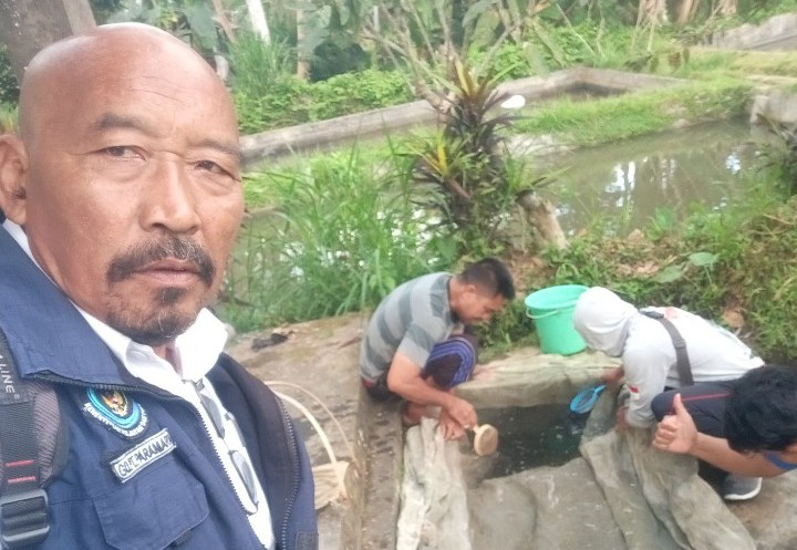 paramarta080's tweet photo. Rabu,(4/09),I Gede Putu Paramarta,Luhkan Kab Bangli,di POKDAKAN Mina Tirta Lestari,mendampingi panen nila sebanyak 7000 ekor, ukuran 9 cm,luas lahan  300 M2,dengan harga jual 559/ekor
#GiatLuhkanSatminkalGONDOL 
#Bangli
#Panen
@bppsdm_gondol 
@bppsdm_puslatkp https://t.co/1ZKA5smSF8