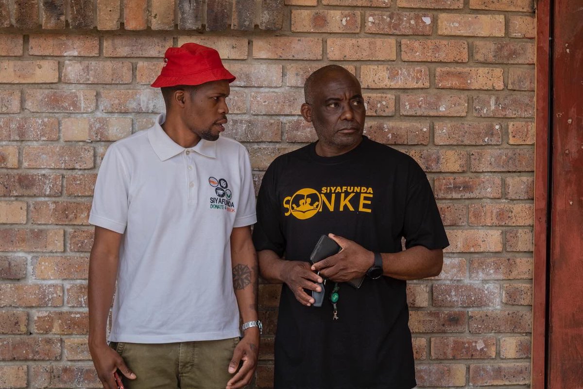 ingcayizivele's tweet photo. Recap from the last day of the School Tour 2024  with : BookHive @SiyafundaSA 

1 Day to Go to the second Annual INGCAYIZIVELE Book Festival !!!
📸: Songeziwe Nelisa Xuba 

#NoRuralChildLeftBehind #tellyourstory #ingcayizivele2024 #MTPA https://t.co/MpXCqcMVQj
