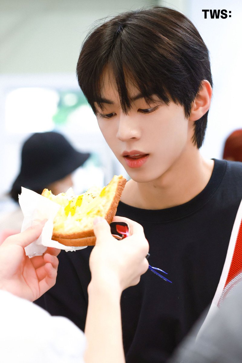 ไม่รู้ๆๆๆ