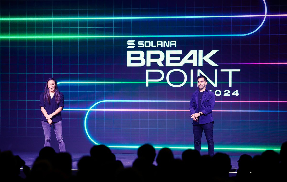 eventnook's tweet photo. What an exciting start to Day 1 at Breakpoint 2024! 🚀 

The venue is buzzing with developers, creators, founders, crypto tech experts, and passionate entrepreneurs. 💡

#Solana #Breakpoint2024 
#EventNook https://t.co/wXLLHFaEaQ