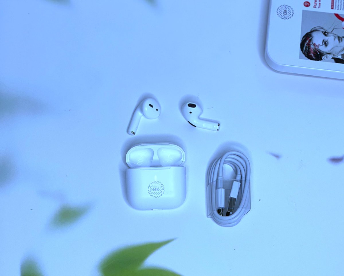 _MayowaSam's tweet image. 🎧 Upgrade your sound game with BK EarPods! Crystal-clear audio, sleek design, and wireless freedom all in one. 🔋 Comes with a fast-charging case to keep you powered up all day. Get yours now and enjoy the music you love, anytime, anywhere! #BKEarPods #WirelessFreedom #TechVibes