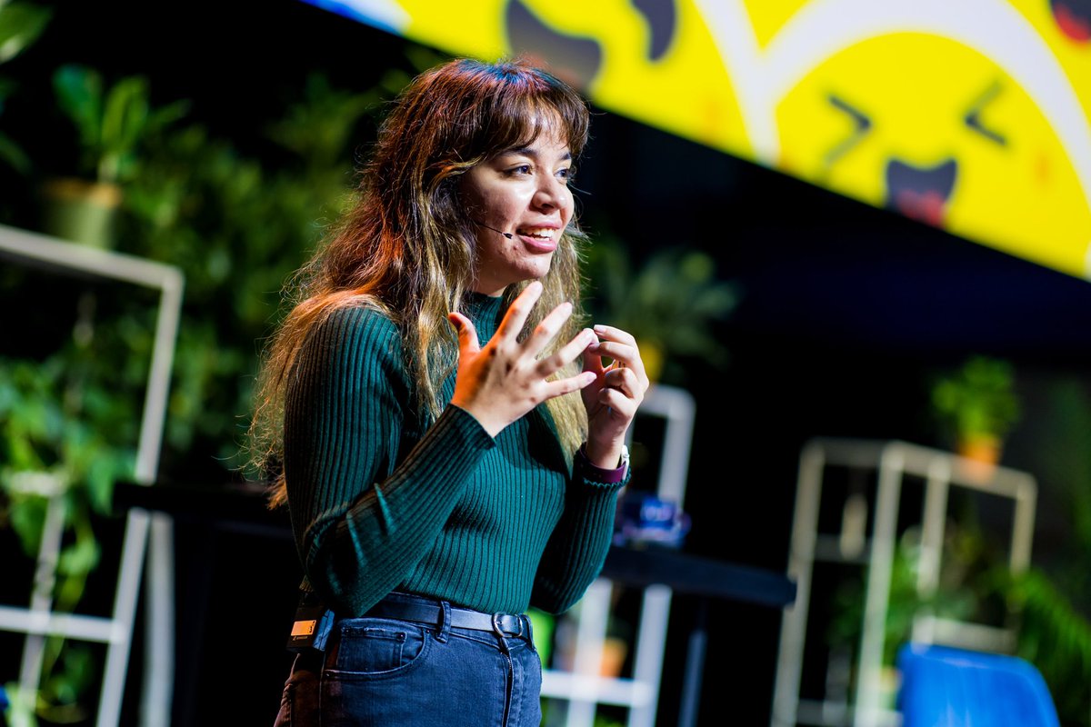 pydataamsterdam's tweet photo. Good morninggg everyone, another sunny #PDAmsterdam2024 day ☀ 

Here's a summary of the pytastic vibe yesterday! 🤩 An awesome keynote @mervenoyann about multimodel #opensource #AI in the wild, a full day of amazing talks, and ending with a techy pub quiz by @dontusethiscode 🐍 https://t.co/nsMAAUlm2t