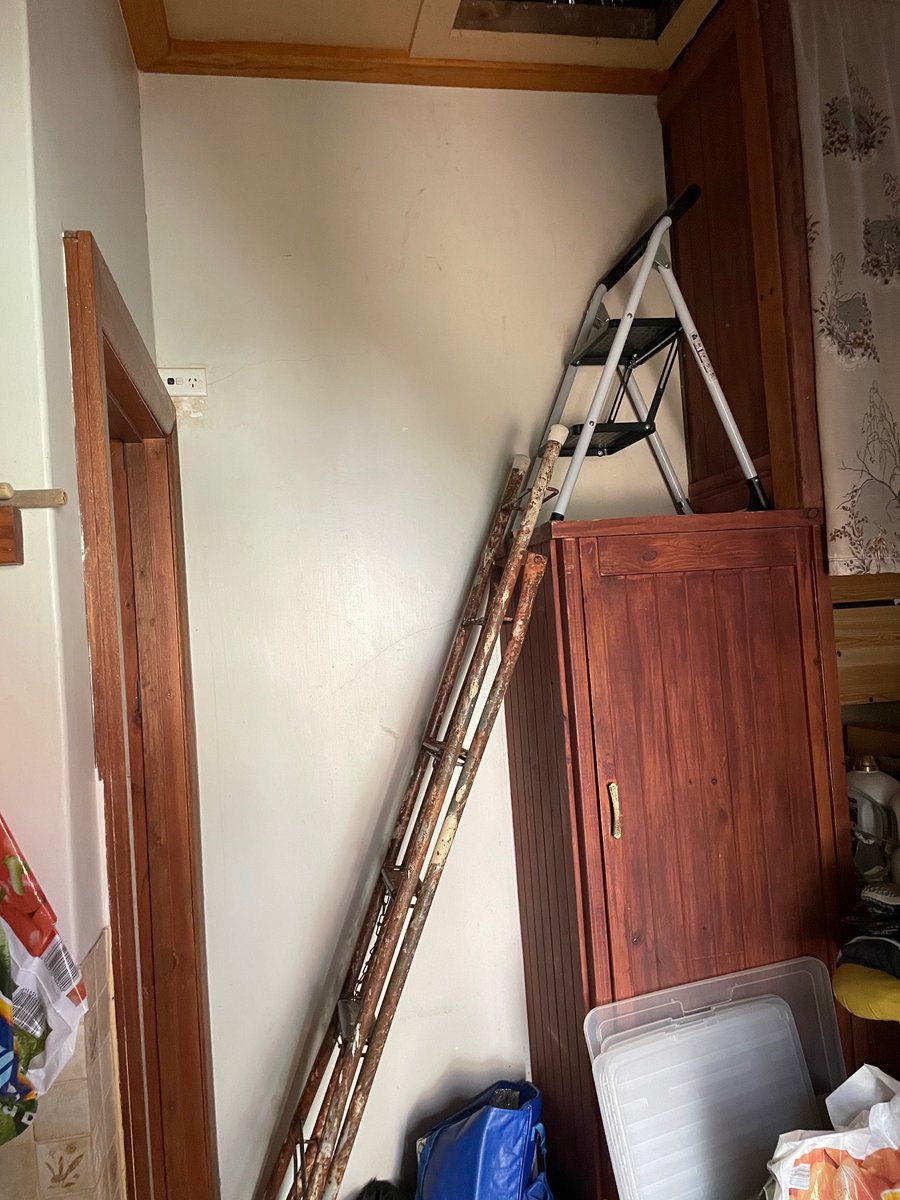 sparkysaclass's tweet image. 🔧 Trust the Experts! 🔧

As much as our customers want to help and contribute, sometimes it’s best to leave certain tasks to the experts. We appreciate your enthusiasm and insights, but our team has the training and experience to handle the complexities involved.