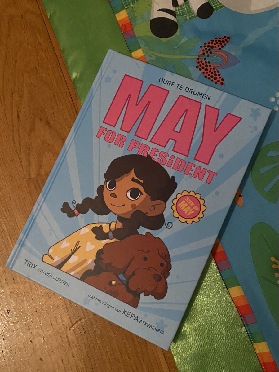 Zahra Runderkamp (@zahrarunderkamp) on Twitter photo Jong geleerd, oud gedaan. Zo zit het ook met het 𝘥𝘶𝘳𝘷𝘦𝘯 𝘥𝘳𝘰𝘮𝘦𝘯 om de politiek in te gaan.
Ik was dit weekend op een kinderfeestje, en had het perfecte cadeau voor de jarige 👇
Deze maand mijn column hierover <a href="/BBnieuws/">Binnenlands Bestuur</a> binnenlandsbestuur.nl/carriere/waaro… Jong geleerd, oud gedaan. Zo zit het ook met het 𝘥𝘶𝘳𝘷𝘦𝘯 𝘥𝘳𝘰𝘮𝘦𝘯 om de politiek in te gaan.
Ik was dit weekend op een kinderfeestje, en had het perfecte cadeau voor de jarige 👇
Deze maand mijn column hierover <a href="/BBnieuws/">Binnenlands Bestuur</a> binnenlandsbestuur.nl/carriere/waaro…