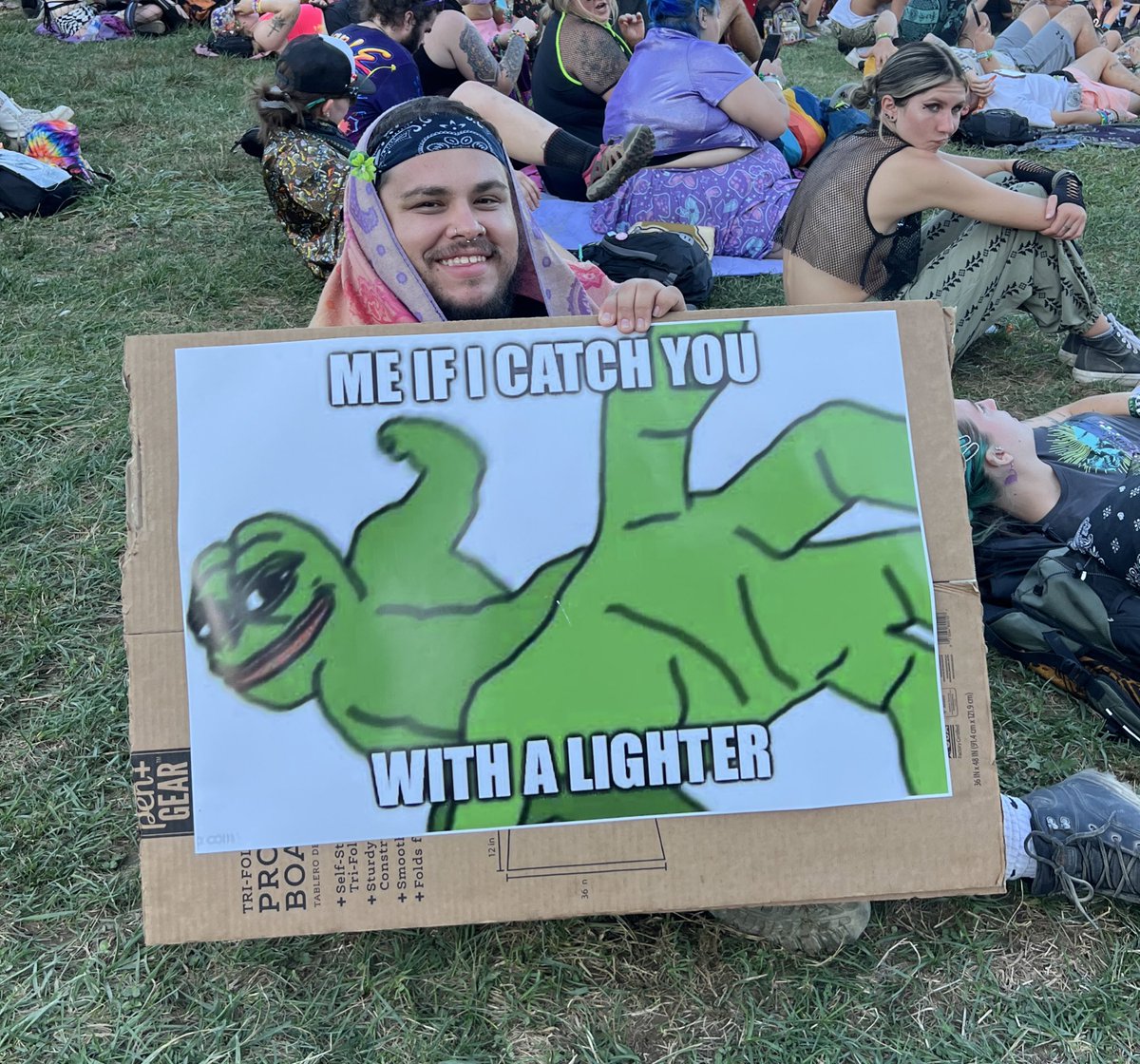 fabiiihartmusic's tweet photo. fav totem so far: https://t.co/70cUnS6H3e