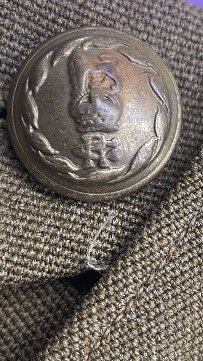 Hi <a href="/Taff_Gillingham/">Taff</a>, we have had this Second World War dated tunic donated, it is named to Major BWH Budden.  Missing the front tunic buttons, could you help me identify what buttons would be suitable please?  Pocket button shown.