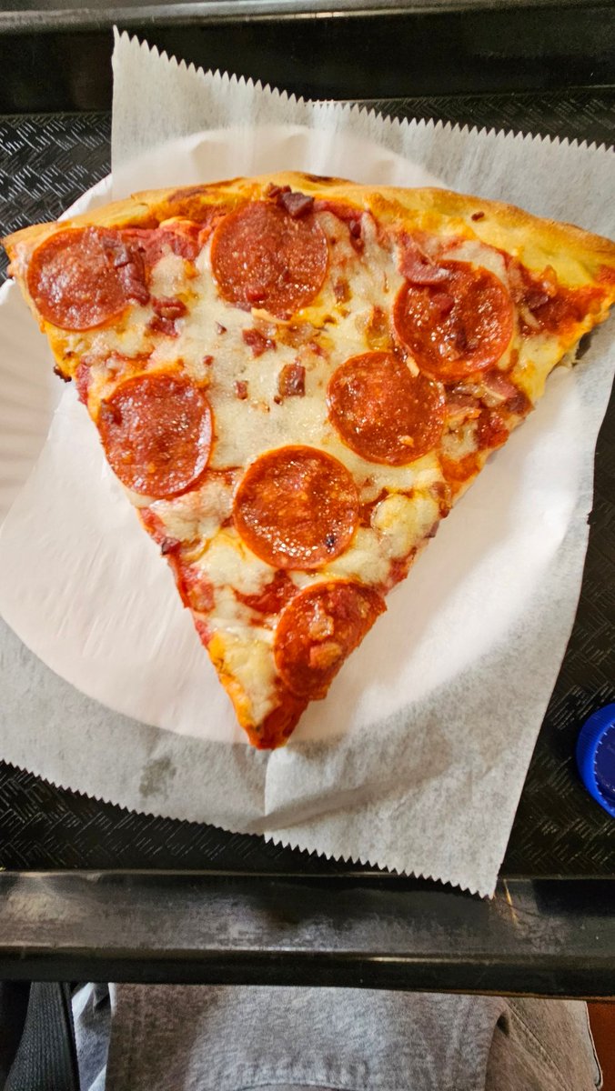 Listen to Pizza 9.m4a by P DiBenedetto on #SoundCloud
on.soundcloud.com/xWpVH
My podcast episode is out